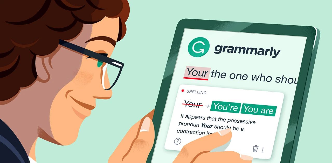 Small business owner using Grammarly to write an email.